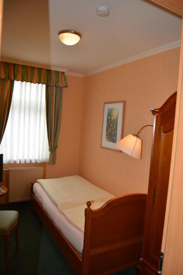 Hotel Alter Kutschenbauer - Wernigerode Luaran gambar